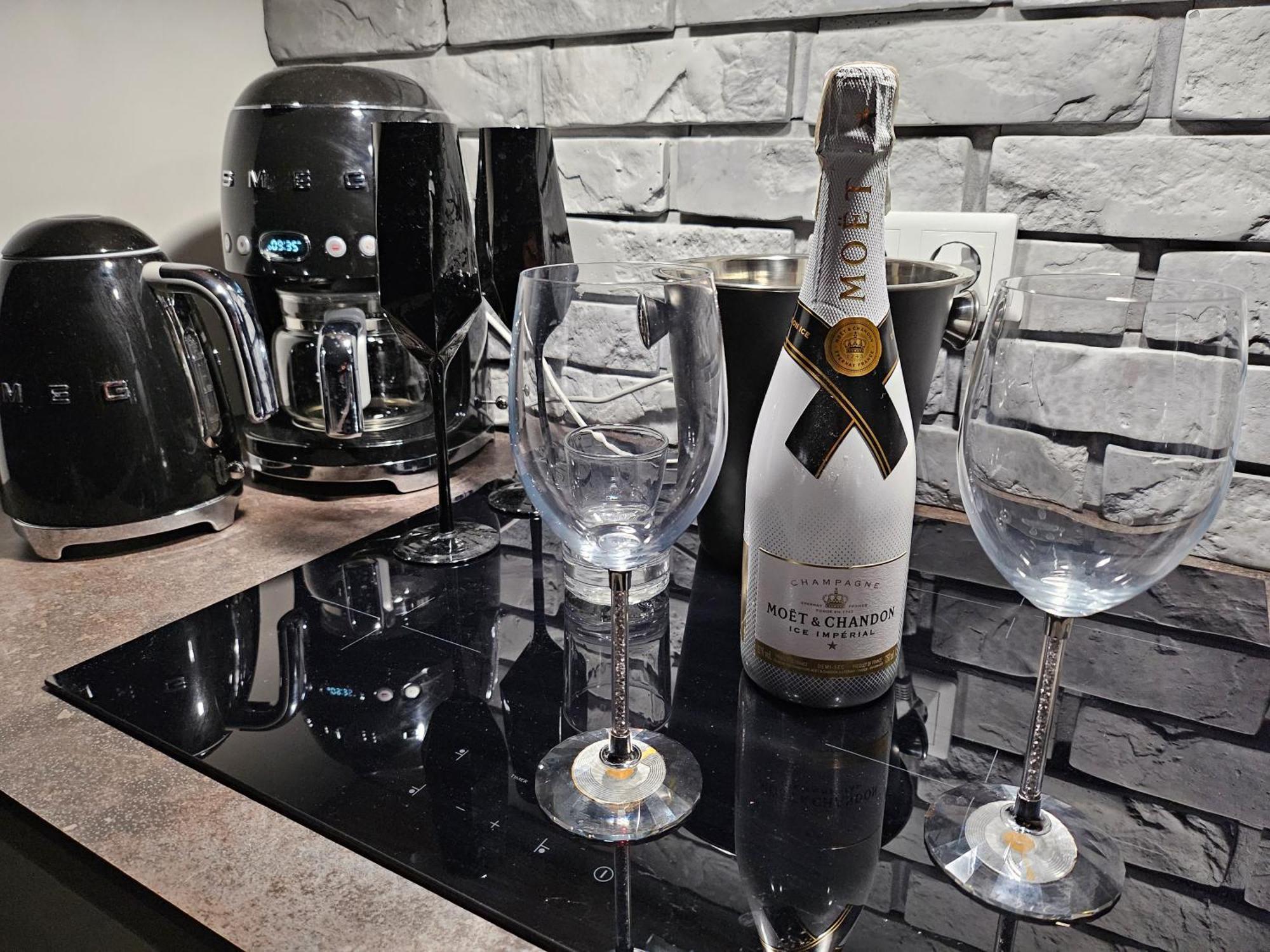 Apartament Luksusowy 60 M Z Jacuzzi Oraz Z Ogrodkiem Na Dachu Na Wylacznosc ! *