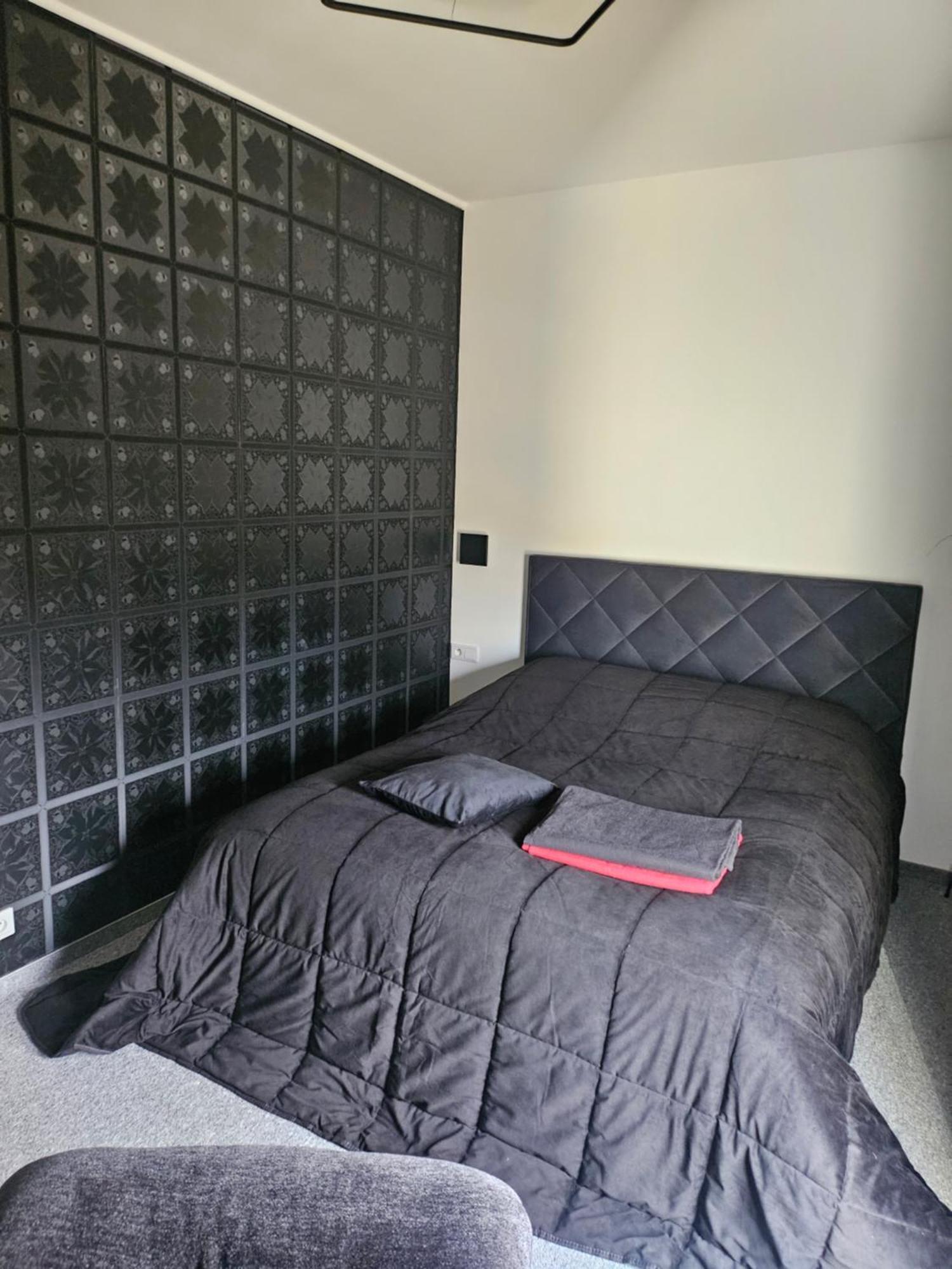 Luksusowy 60 M Z Jacuzzi Oraz Z Ogrodkiem Na Dachu Na Wylacznosc ! Apartament Kraków