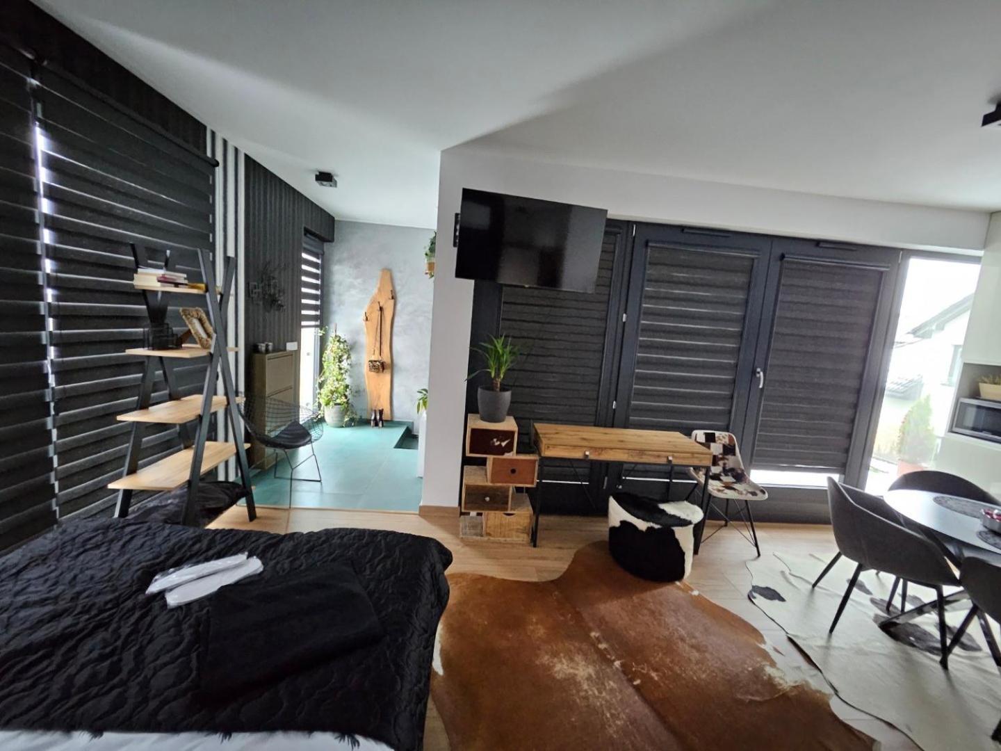 Luksusowy 60 M Z Jacuzzi Oraz Z Ogrodkiem Na Dachu Na Wylacznosc !